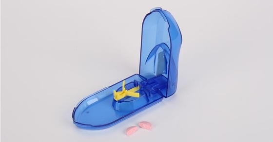 Promotional Wholesale plastic pill cutter table pill spliter, Promotional Wholesale hole plastic pill cutter table pill