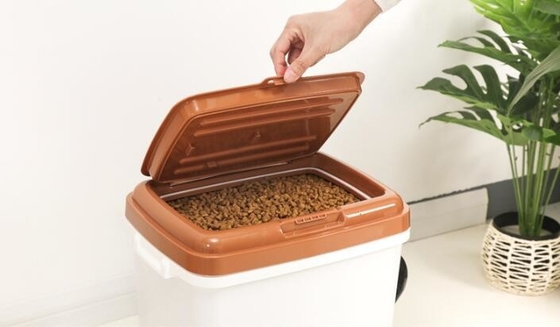 40L 15kgs 17lbs high quality stocked customized pet food storage container bucket dispenser dog food can box for dog cat